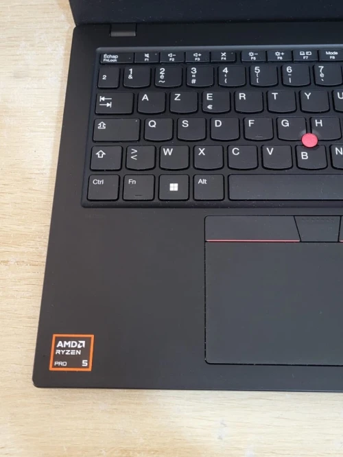AI PC THINKPAD L13 GEN 6 | AMD RYZEN 5 PRO 215 w | 16GB RAM | 256GB NVMe SSD | AMD RADEON 740M 1GB |