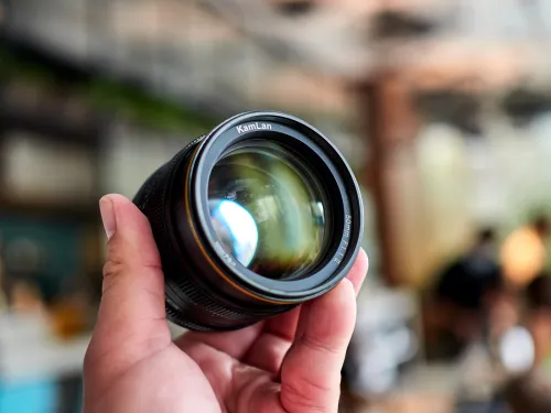 Objectif Kamlan 50mm f1.1