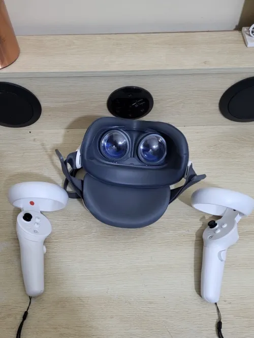Casque Neo 3 Lunettes VR tout-en-un Jeu de réalité virtuelle qualité d'image 4K UHD Sans fil 256GB