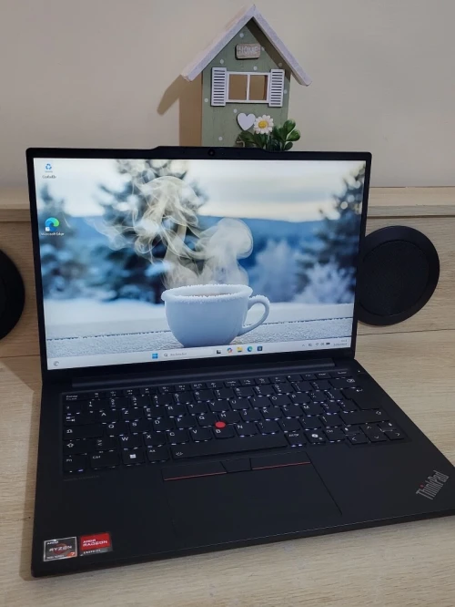 LENOVO THINKPAD E14 GEN 6 FHD + | RYZEN 7 7735HS | 16GB RAM | 512GB NVME SSD