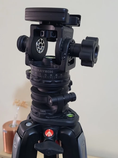 Manfrotto Trépied en fibre de carbone/magnésium 190CXPRO4 Trépied à 4 sections + Acratech Tête panoramique et inclinable avec QR, capacité de charge de 25 lb