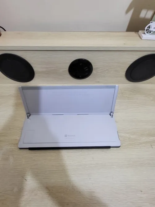 Surface Pro 7 + | i7 1165G7 | 32GB RAM | 1TB SSD | INTEL IRIS GRAPHICS