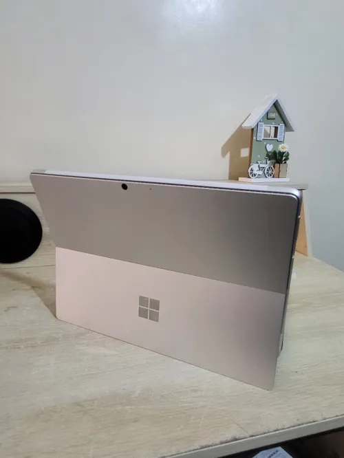 MICROSOFT SURFACE Pro 8 TACTILE - INTEL 11EME GEN i5-1145G7 - 16GB RAM - 256GB SSD - QHD 2880 x 1920