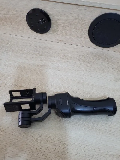 Freevision VILTA Mobile 3-Axis Gimbal stabilisateur pour Smartphones et Caméra d'action