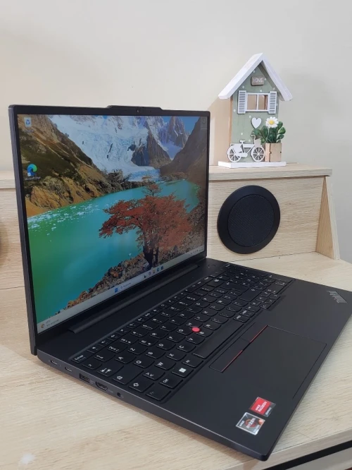 LENOVO THINKPAD E16 16'' FHD | RYZEN 5 7530U | 16GB RAM | 512GB NVMe SSD | AMD RADEON GRAPHICS 1GB
