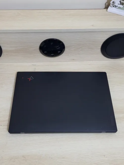 Thinkpad X1 CARBON GEN 9 | EVO vPRO CORE i5 1145G7 | 8GB RAM | 256GB NVMe SSD | 4G LTE WIFI 6