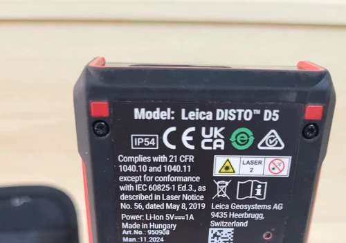 Leica DISTO D5 - télémètre Laser Professionnel avec Bluetooth (appli), viseur numérique (pour intérieur et extérieur) et capteur d'inclinaison pour Mesure de Profil et d'angle
