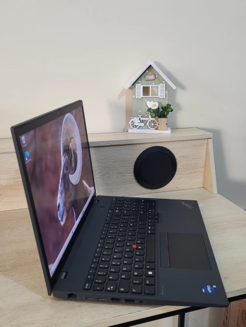 THINKPAD P16s 16" FHD +| vPRO CORE i7-1370P | RTX A500 4GB | 32GB RAM | 512GB NVMe SSD | WORKSTATION