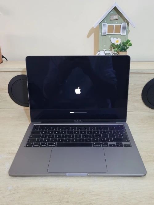 MacBook Pro M1 Gris Sideral | CPU M1 8C | 8GB RAM | 512GB SSD | COMPTAGE CYCLES 145