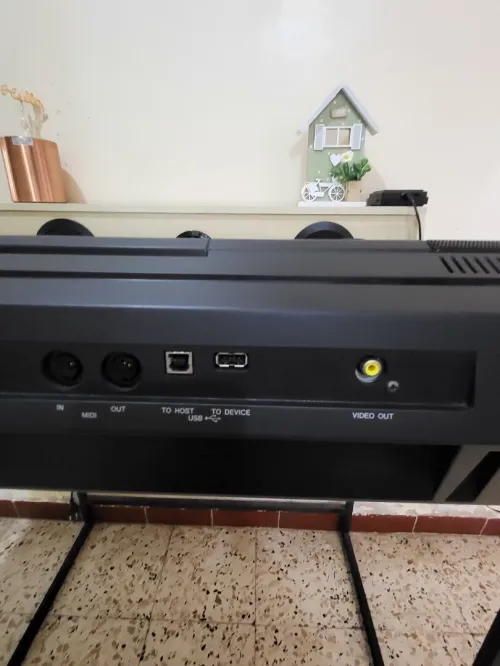 Yamaha PSR-S950 - Clavier arrangeur 61 notes