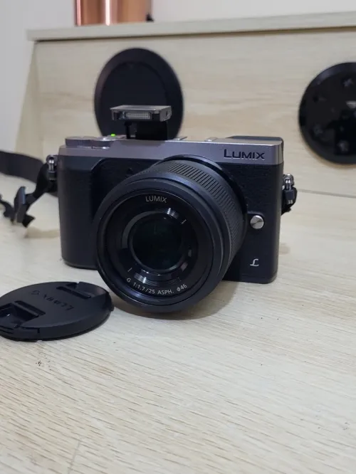 Panasonic Lumix GX80 | Hybride Compact Vidéo UHD 4K + Objectif Panasonic Lumix G 25 mm f/1.7 ASPH