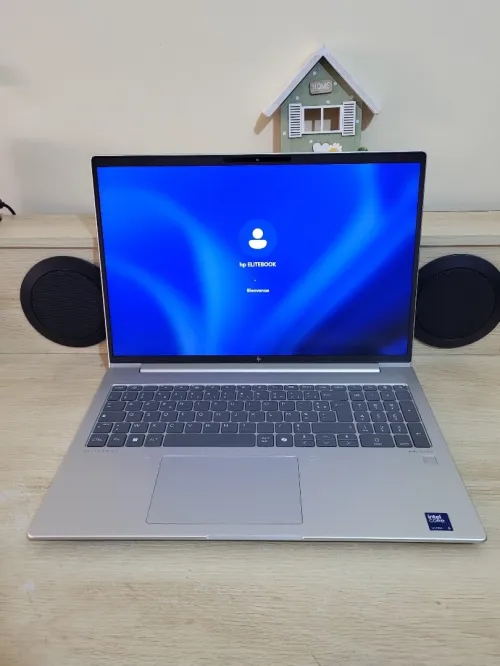 HP EliteBook 660 G11 16'' | CORE Ultra i5 125U | 16GB RAM | 512GB NVMe SSD | INTEL GRAPHICS