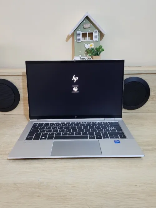 HP EliteBook X360 1030 G8 TACTILE 2-En-1 | CORE i7-1165G7 | 16GB RAM | 512GB NVME SSD | 4G LTE