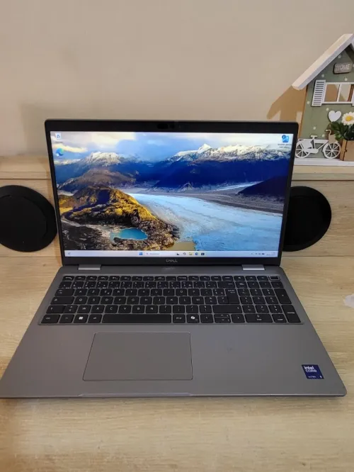 DELL LATITUDE 5550 | INTEL CORE ULTRA 5 135U | 16GB RAM | 512GB SSD | INTEL ARC GRAPHICS