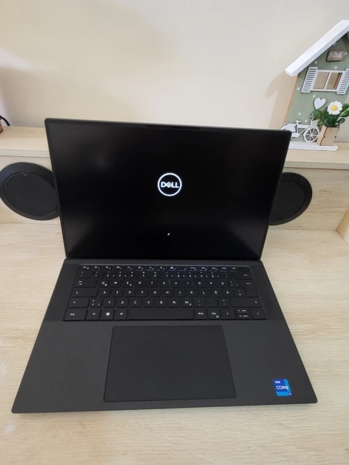 DELL PRECISION 5560 15.6 FHD + | CORE i7-11850H | RTX A2000 4GB | 1To NVMe | 32GB RAM | WORKSTATION