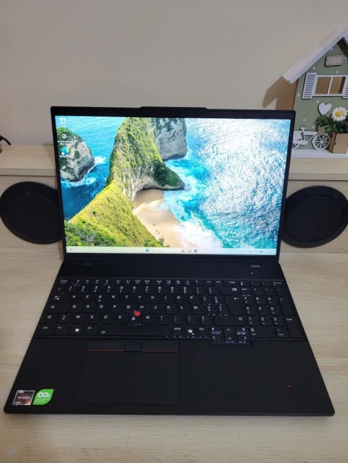 THINKPAD L16 | AMD RYZEN 5 7535U | 16GB RAM | 512GB NVMe SSD | AMD RADEON GRAPHICS