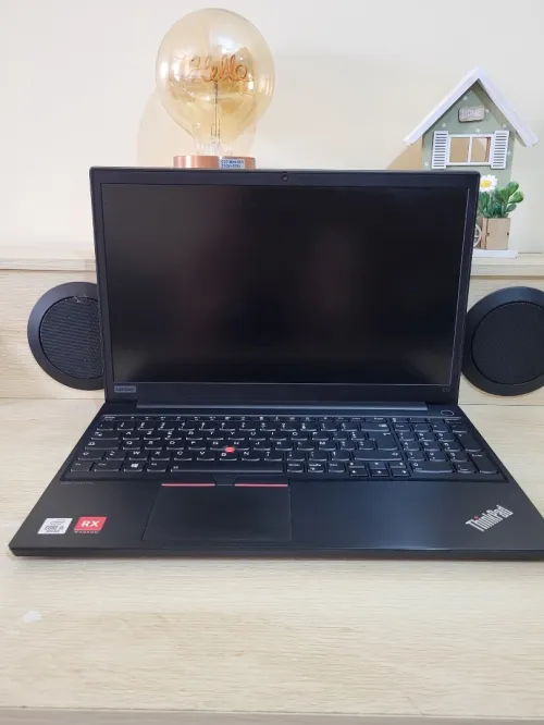 LENOVO THINKPAD E15 | CORE i5-10210U | 16GB RAM | 512GB NVMe SSD | AMD RADEON RX 640 2GB