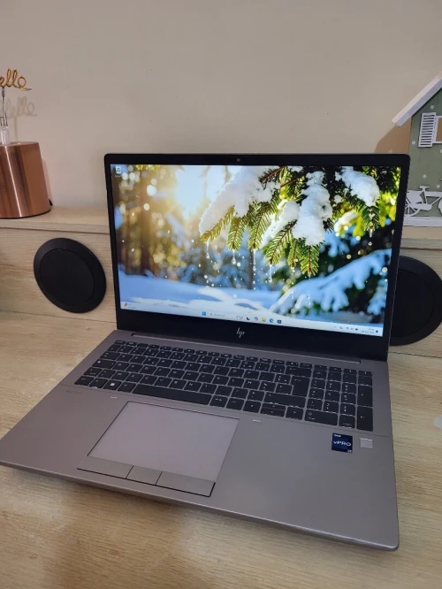 HP ZBook Fury G10 | CORE i7-13850HX | NVIDIA RTX A1000 6GB | 32GB RAM | 1To NVMe SSD | MOBILE WORKSTATION