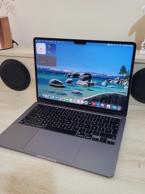 MacBook Air M2 2023 | PUCE M2 8 CPU | GPU 10 COEURS | 8GB RAM | 256GB SSD | CYCLES 67 | MDM BYPASSED