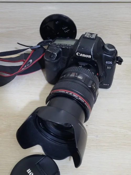 canon 5d mark ii + Canon EF 24-105mm f/4L IS USM
