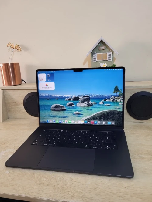 MacBook Air M2 15'' 2023 | PUCE M2 8 CPU | GPU 10 COEURS | 24GB RAM | 256GB SSD | CYCLES 362