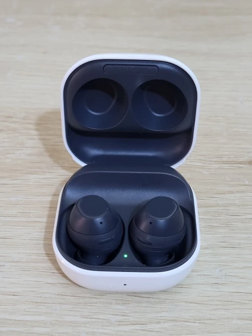 Ecouteurs sans fil Samsung Galaxy Buds FE True wireless à réduction de bruit active Couleur Graphite