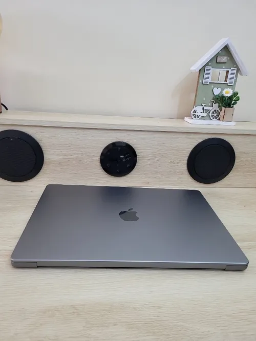 MacBook Pro M1 16 POUCES 2021 | Puce M1 Pro CPU 10 | GPU 16 | 16GB RAM | 512GB SSD | CYCLES 375