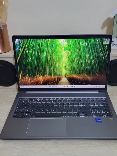 HP ZBook Power G10 | CORE i7-13700H | NVIDIA RTX 2000 ADA 8GB | 32GB RAM | 1TB SSD | MOBILE WORKSTATION