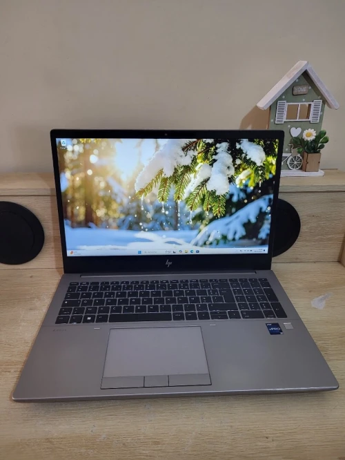 HP ZBook Fury G10 | CORE i7-13850HX | NVIDIA RTX A1000 4GB | 32GB RAM | 1To NVMe SSD | MOBILE WORKSTATION