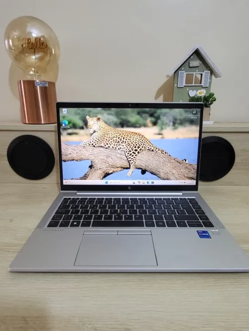 HP EliteBook 840 G8 | CORE i7 1165G7 @2.80GHz | 16GB RAM | 512GB NVMe SSD | INTEL IRIS XE GRAPHICS