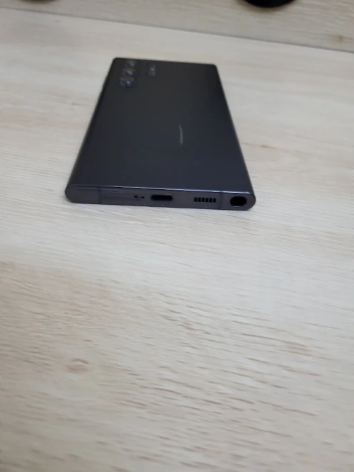 SAMSUNG GALAXY S22 Ultra 128GB 5G ( le telephone déverrouillé avec unlock bootloader d'ou le prix bas )