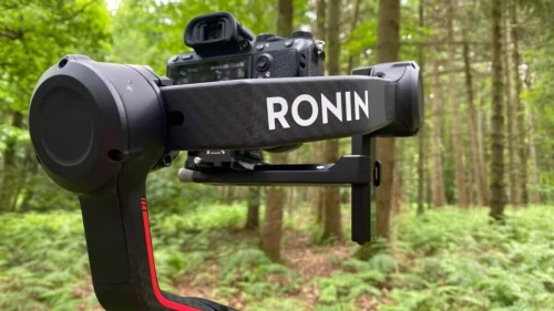 DJI RONIN RS 3 Stabilisateur de nacelle à 3 Axes pour Reflex et caméras Canon/Sony/Nikon....