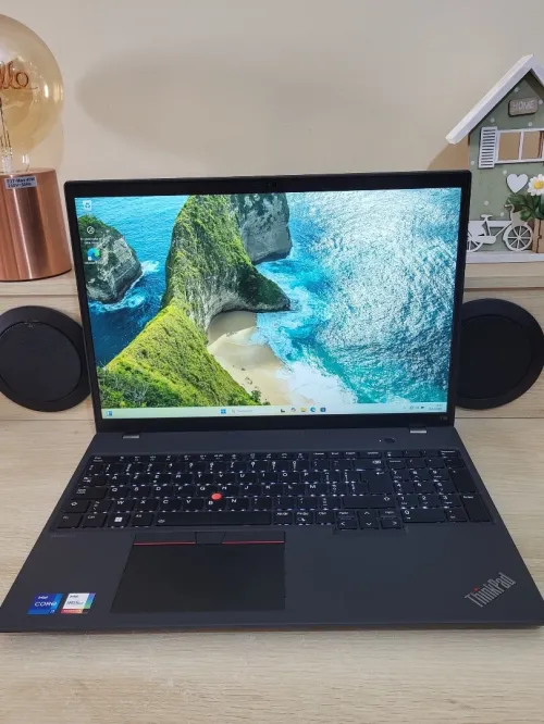 Thinkpad T16 GEN 2 16'' FHD | CORE i7 1355U | 32GB RAM | 1TB NVMe SSD | INTEL IRIS XE GRAPHICS