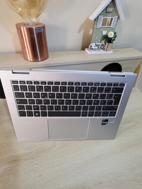 HP EliteBook X360 1040 G9 | INTEL EVO CORE i7 1255U | 16GB RAM | 1TB NVME SSD