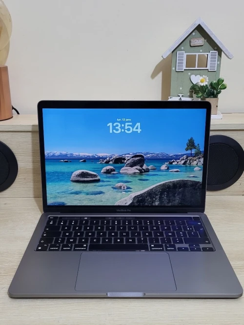 MacBook Pro M1 Gris Sideral | CPU M1 8C | 8GB RAM | 512GB SSD | COMPTAGE CYCLES 127 | MDM BYPASSED