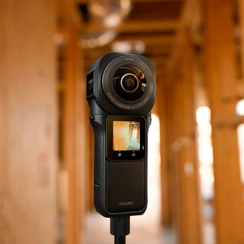Insta360 One RS 1-inch 360 Edition - Caméra 360 VIDEO UHD 6K avec Deux capteurs 1 Pouce, co-conçue avec Leica, Photo 21MP, stabilisation FlowState, Faible luminosité de qualité, résistante à l'eau
