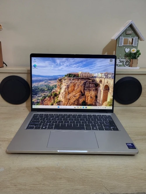 DELL Pro 14 Plus FHD + TACTILE | INTEL vPRO CORE ULTRA 7-265H | 512GB NVME | 16GB RAM | INTEL ARC GRAPHICS