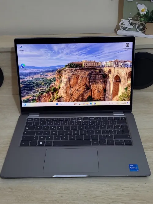DELL LATITUDE 3340 X360 TACTILE | INTEL CORE i5 1335U | 16GB RAM | 256GB SSD | INTEL IRIS Xe GRAPHICS