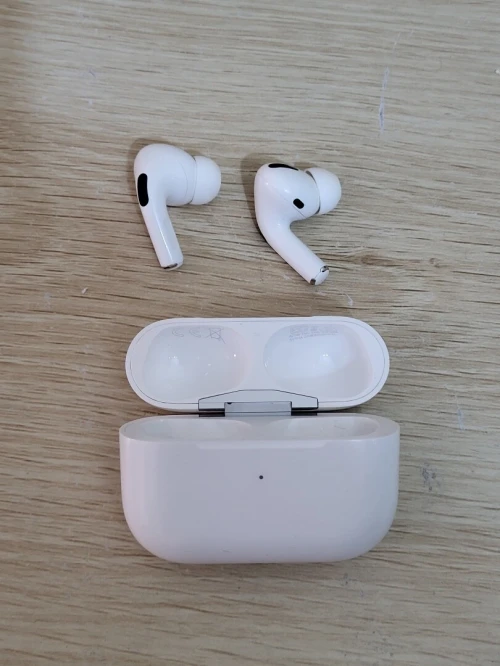 AirPods Pro avec Boitier de Charge MagSafe USB-C