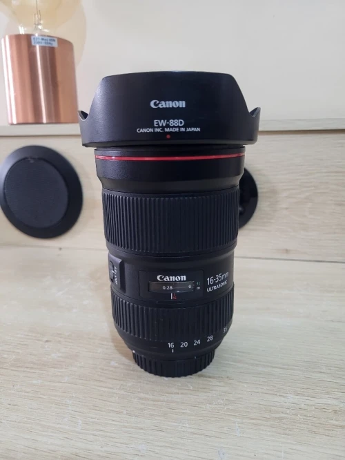 Canon EF 16-35mm f/2.8L III USM ultra grand-angle Qualité image exceptionnelle - passionnés de photo