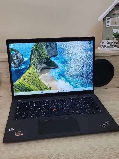 LENOVO THINKPAD T14 | RYZEN 5 6650U 2.90GHz | 16GB RAM | 256GB NVME SSD | AMD RADEON GRAPHICS 
