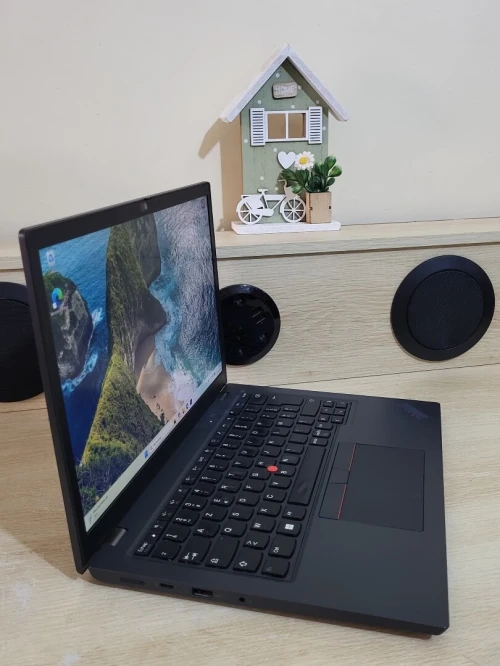 THINKPAD L13 | AMD RYZEN 5 7530U | 16GB RAM | 256GB NVMe SSD | AMD RADEON GRAPHICS | SIM LTE 4G