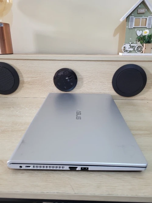 ASUS VivoBook 15.6" FHD | INTEL Pentium Silver N5000 | 4GB RAM | 256GB SSD | INTEL UHD GRAPHICS
