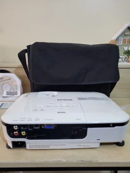 Epson EB-W12 Vidéoprojecteur professionnel WXGA LCD 16:10 1280x800 couleur de 2800 lumens