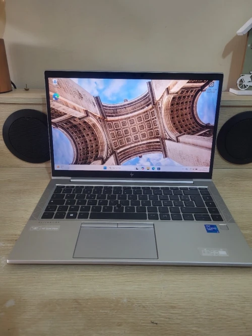 HP EliteBook 840 G8 | vPRO CORE i5 1135G7 | 16GB RAM | 256GB SSD | INTEL IRIS XE GRAPHICS