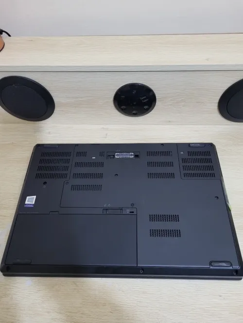 THINKPAD P51 | CORE i7 6820HQ | NVIDIA QUADRO M2200 4GB | 16GB RAM | 512 NVME SSD | Workstation