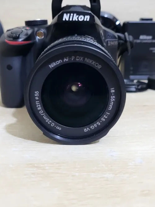 Nikon D3400 Appareil Photo Numérique Réflex 24.2 Mpix + OBJECTIF Nikon AF-P DX Nikkor 18 55mm f 3.5 5.6 g vr