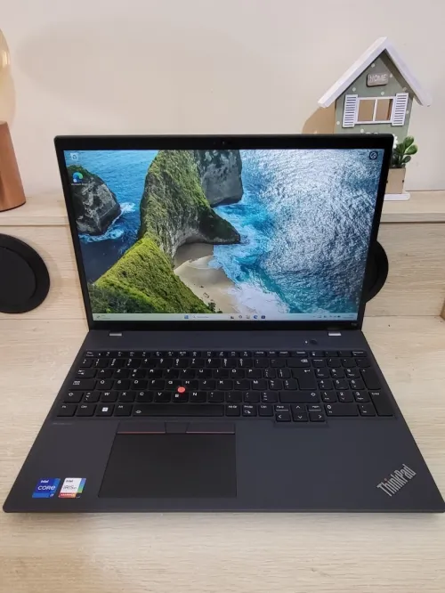 Thinkpad T16 GEN 2 16'' FHD | CORE i7 1355U | 32GB RAM | 1TB NVMe SSD | INTEL IRIS XE GRAPHICS