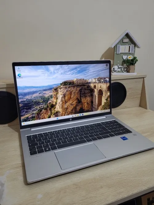 HP ProBook 450 G9 15.6 FHD | CORE i5 1235U | 16GB RAM | 512GB NVMe SSD | INTEL UHD GRAPHICS