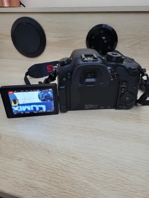 Hybride Panasonic Lumix GH4 vidéo en 4K/UHD + Lumix G X Vario 12-35mm f/2.8 ASPH Power OIS